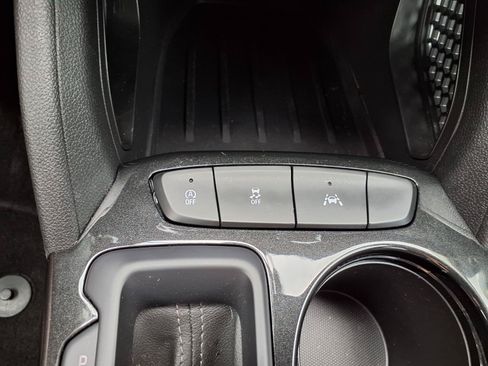 Used 2024 Chevrolet TrailBlazer LS w/ LS Convenience Package FWD image 8