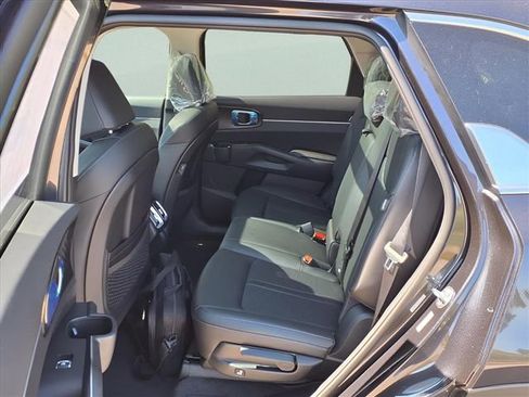 New 2026 Kia Sorento S w/ S Panoramic Sunroof Package image 23