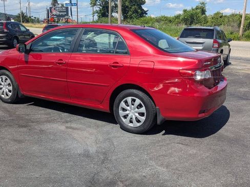 Used 2011 Toyota Corolla LE FWD image 12
