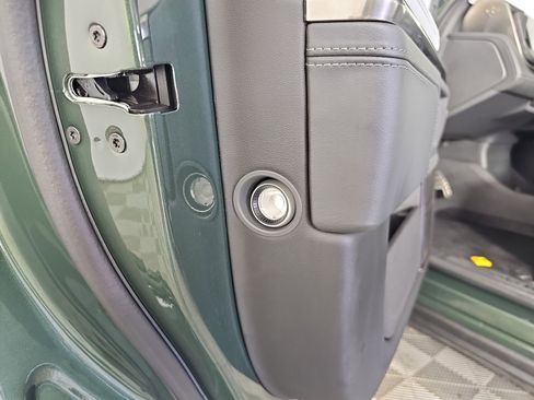 Used 2024 Rivian R1S Adventure image 32