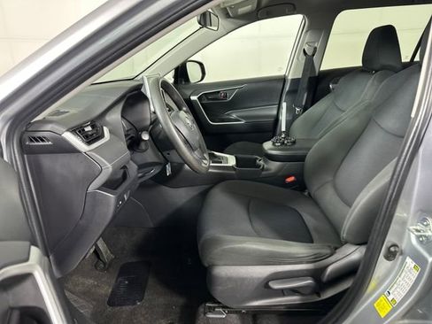 Used 2023 Toyota RAV4 LE image 11