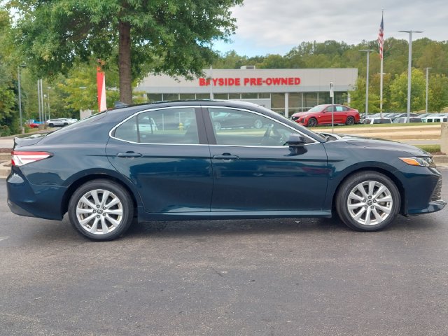 Used 2020 Toyota Camry LE FWD image 25