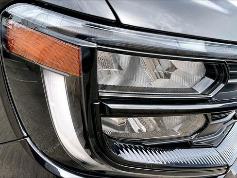 Used 2025 Ford Expedition Active RWD image 27