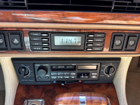 Used 1992 Jaguar XJS V12 Coupe RWD image 23