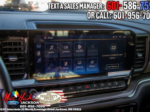 Used 2022 Chevrolet Silverado 1500 ZR2 w/ Technology Package image 16