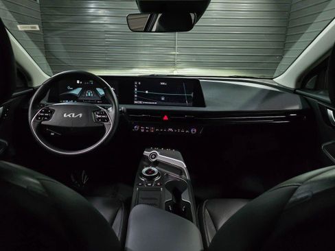 Used 2024 Kia EV6 Wind w/ Wind Technology Package image 11