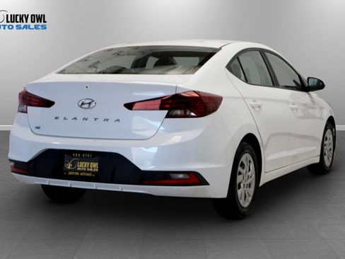 Used 2020 Hyundai Elantra SE w/ Cargo Package (C1) FWD image 4