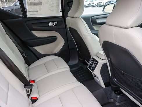 New 2026 Volvo XC40 B5 Plus w/ Protection Package Premier image 20