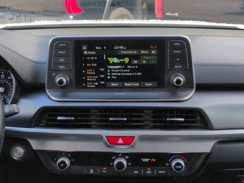 Used 2021 Kia Telluride S FWD image 18