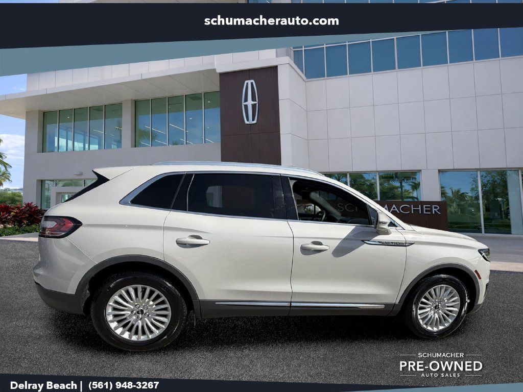 Certified 2019 Lincoln Nautilus FWD image 8