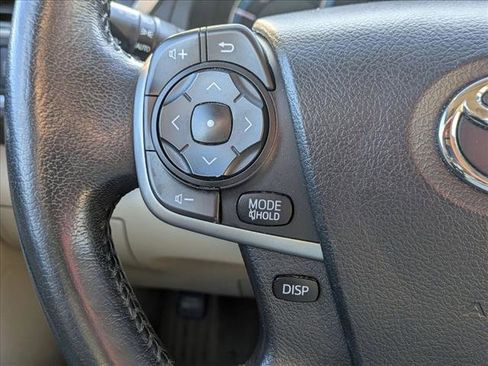 Used 2013 Toyota Camry XLE image 11