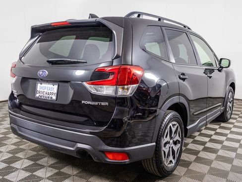 Used 2022 Subaru Forester Premium image 16
