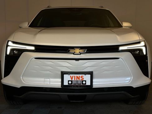 Used 2024 Chevrolet Blazer EV LT image 21