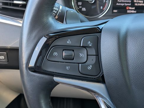 Used 2023 Buick Enclave Essence FWD image 25