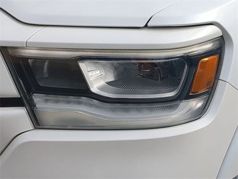 Used 2022 RAM 1500 Laramie image 10