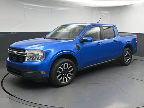 Used 2022 Ford Maverick Lariat w/ Lariat Luxury Package image 4