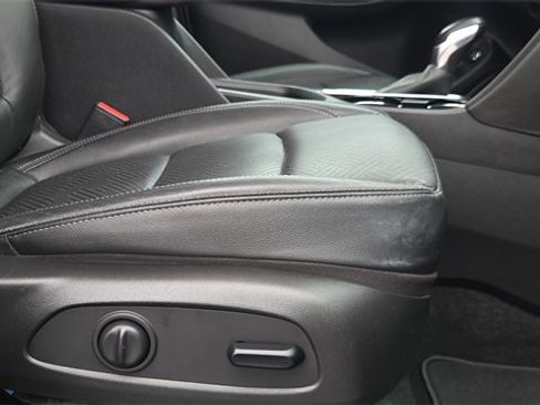 Used 2021 Buick Encore GX Essence w/ Advanced Technology Package image 15