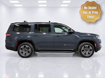 Used 2023 Jeep Wagoneer 4WD w/ Premium Group I