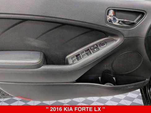 Used 2016 Kia Forte LX FWD image 13