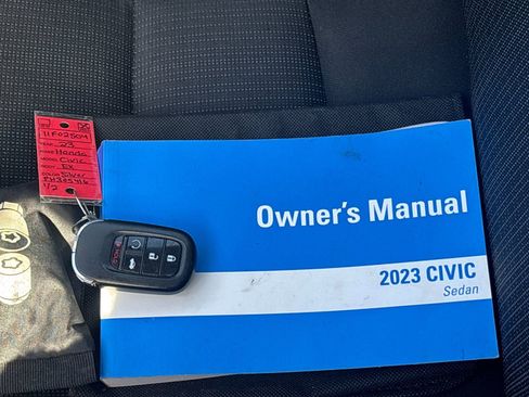 Certified 2023 Honda Civic EX image 9
