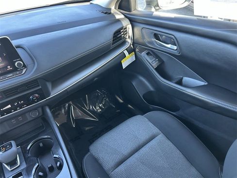 New 2026 Nissan Rogue SV FWD image 21