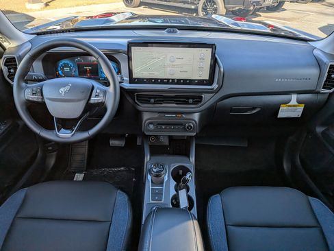 New 2025 Ford Bronco Sport Outer Banks w/ Outer Banks Tech Package+ image 17