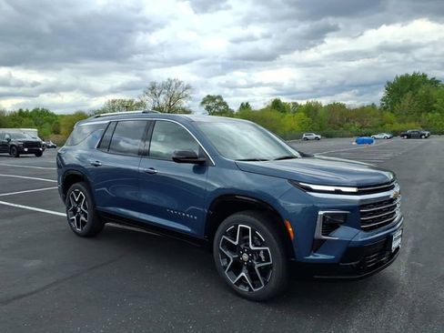 New 2026 Chevrolet Traverse High Country AWD/4WD image 1