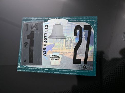 Used 2022 Volkswagen ID.4 Pro image 9