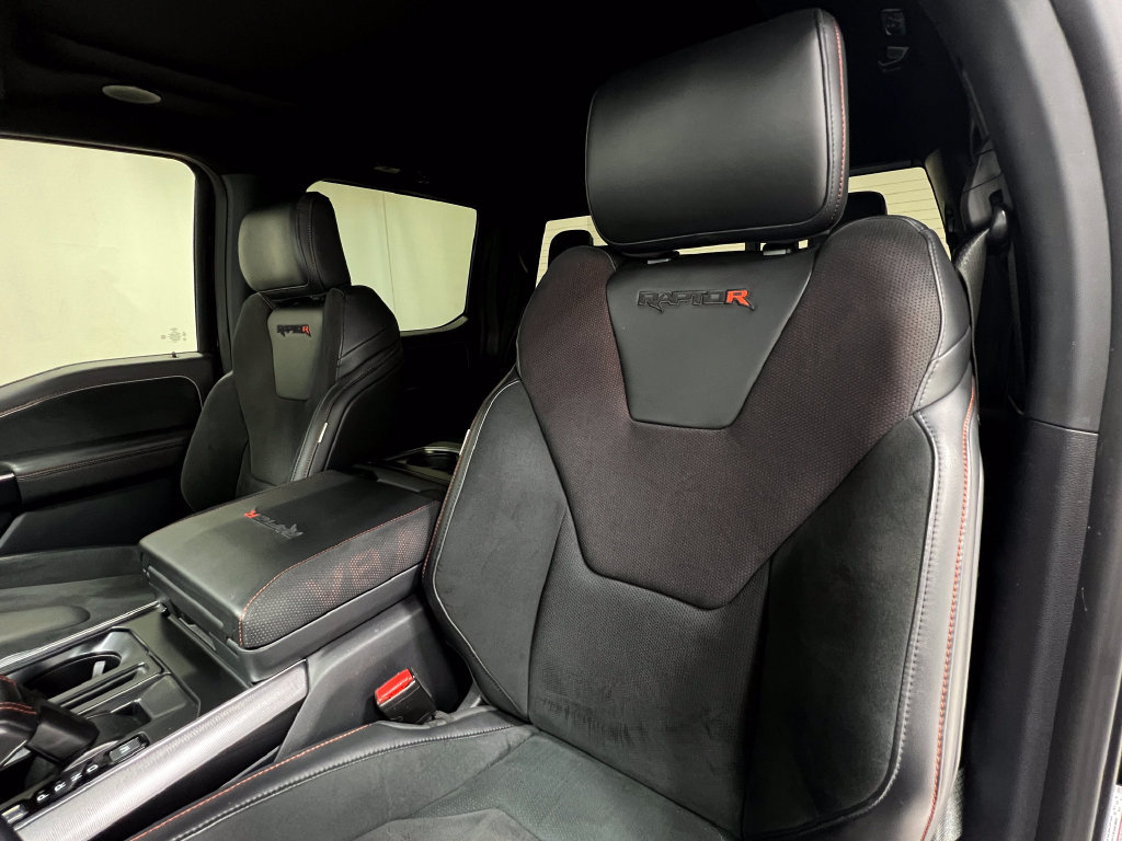 Used 2025 Ford F150 Raptor w/ Equipment Group 803A Raptor R AWD/4WD image 15