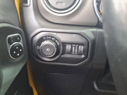 Used 2021 Jeep Wrangler Unlimited Sport AWD/4WD image 18