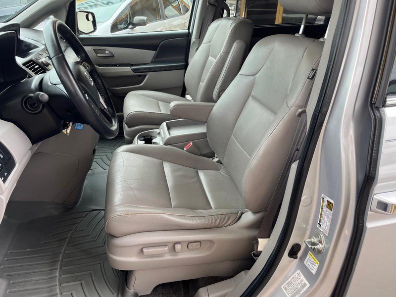 Used 2013 Honda Odyssey Touring image 8