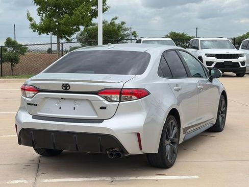 Used 2024 Toyota Corolla SE image 9
