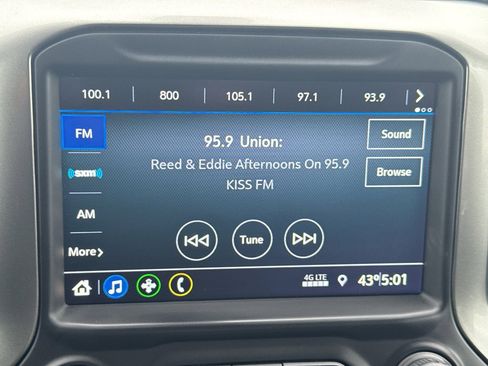 Used 2021 Chevrolet Silverado 1500 RST w/ Z71 Off-Road Package image 20