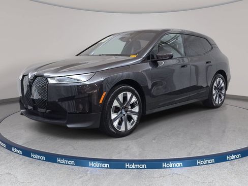 Used 2024 BMW iX xDrive50 AWD/4WD image 1