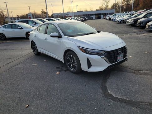 Used 2025 Nissan Sentra SV w/ All-Weather Package image 7