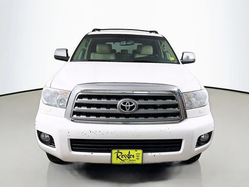 Used 2017 Toyota Sequoia Limited w/ Safety & Convenience Package AWD/4WD image 2