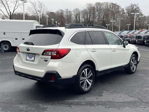 Used 2019 Subaru Outback 2.5i Limited image 6