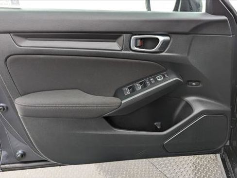 Used 2025 Honda Civic Sport image 13