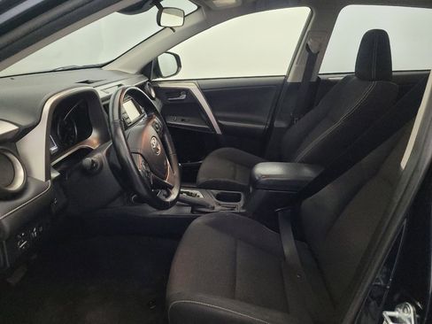 Used 2018 Toyota RAV4 XLE w/ Plus Extra Value Package AWD/4WD image 17