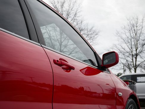 Used 2006 Mitsubishi Lancer Evolution IX image 12