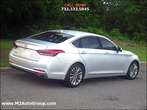 Used 2015 Hyundai Genesis 3.8 image 26
