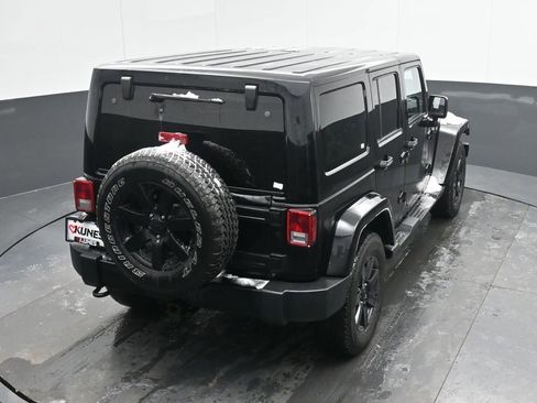 Used 2014 Jeep Wrangler Unlimited Sahara image 33