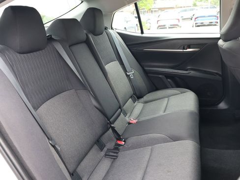 Used 2025 Toyota Camry LE FWD image 31