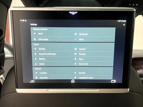 Used 2019 Bentley Bentayga image 58