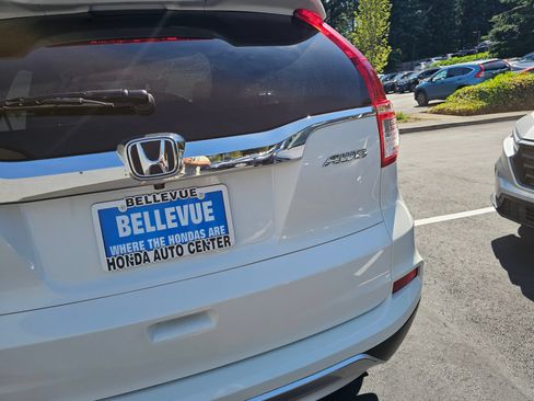 Used 2015 Honda CR-V EX image 16