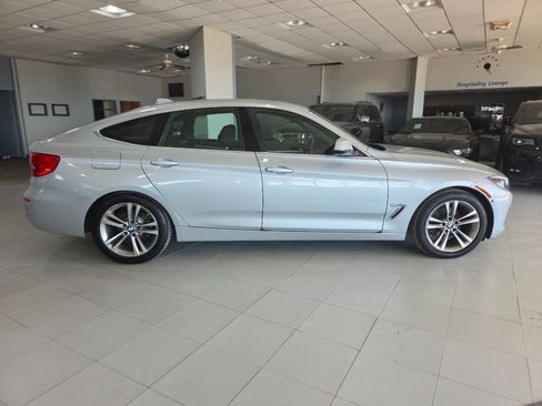 Used 2017 BMW 330i Gran Turismo xDrive AWD/4WD image 8