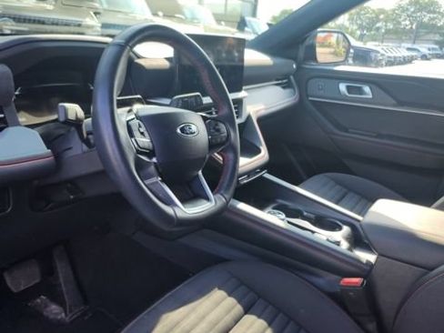 Used 2025 Ford Explorer ST-Line AWD/4WD image 12