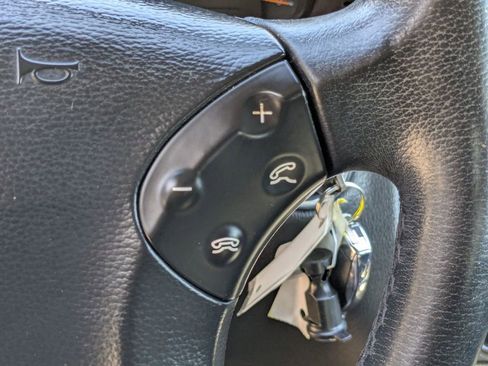 Used 2001 Mercedes-Benz C 320 Sedan image 17