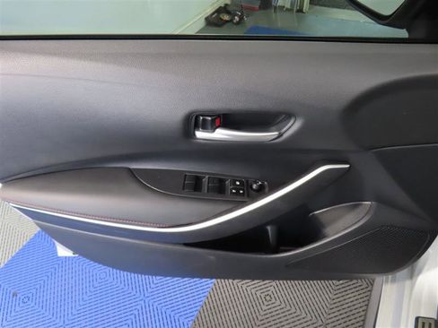 Used 2024 Toyota Corolla SE FWD image 16