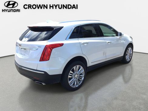 Used 2019 Cadillac XT5 Premium Luxury AWD/4WD image 4